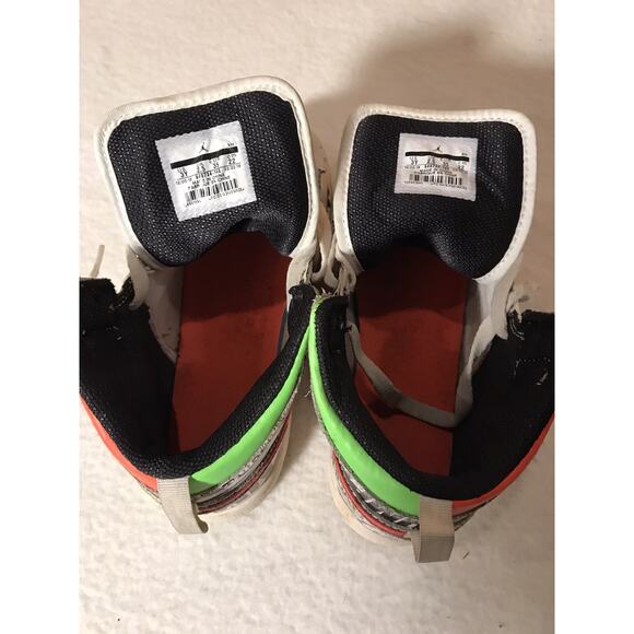 Jordan 1 Mid Over-Print Logos Youth size 3Y - Picture 7 of 8